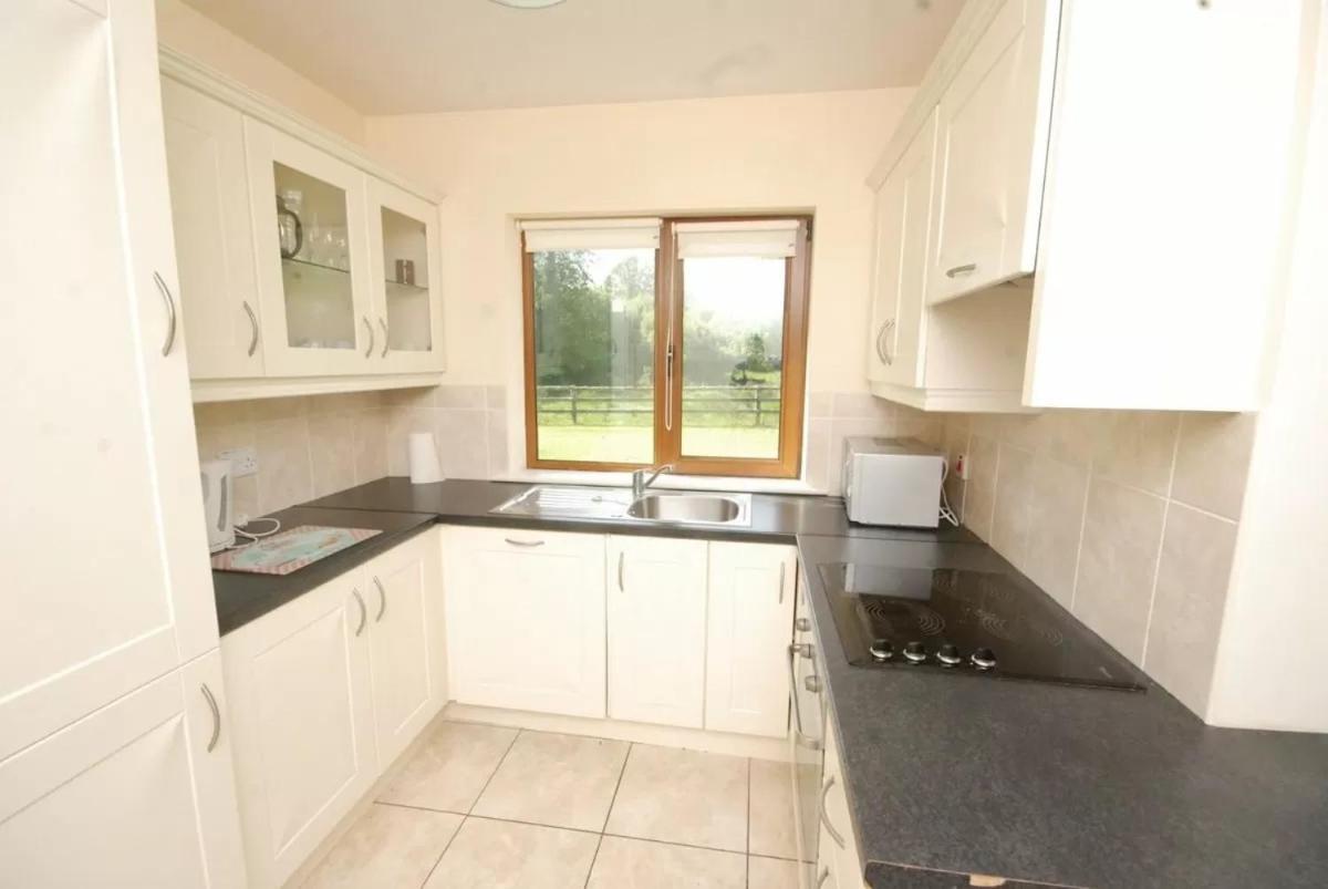 No 2 Ardnagashel Woods Villa Ballylickey Dış mekan fotoğraf